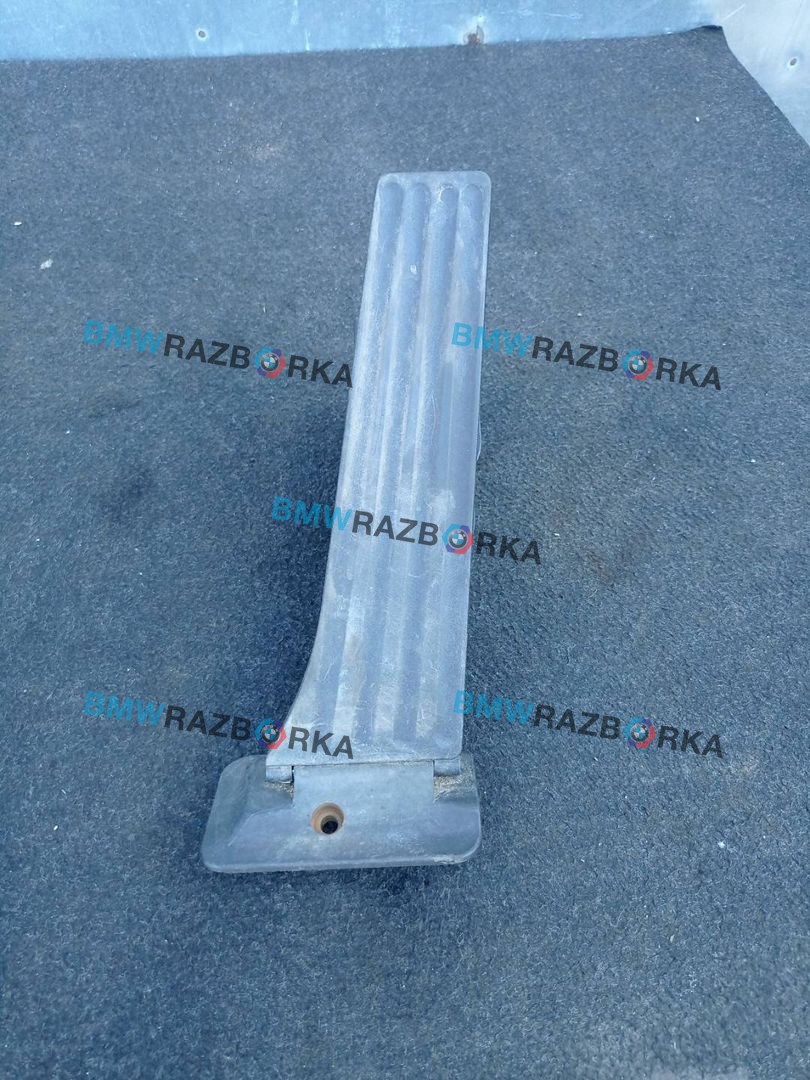 педаль BMW X2 F39 2018, 2.0 л., дизель, МКПП, внедорожник 5 дв., передний привод, 35426860000