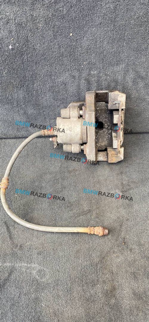суппорт задний правый BMW X5 F15 2015, 3.0 л., N57 D30 A, дизель, a96, внедорожник 5 дв., полный привод