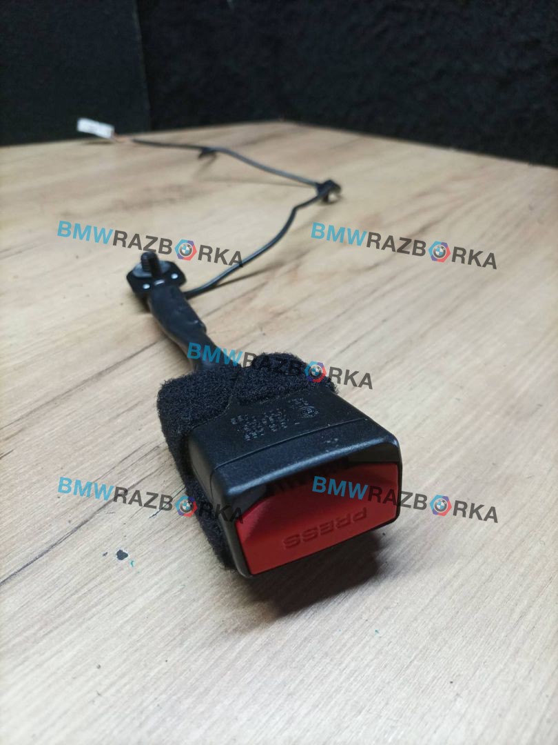 замок ремня безопасности Mini Countryman 2 поколение [рестайлинг] F60 2021, 1.5 л., B38 A15 A, бензин, МКПП, b71, передний привод, 7313299