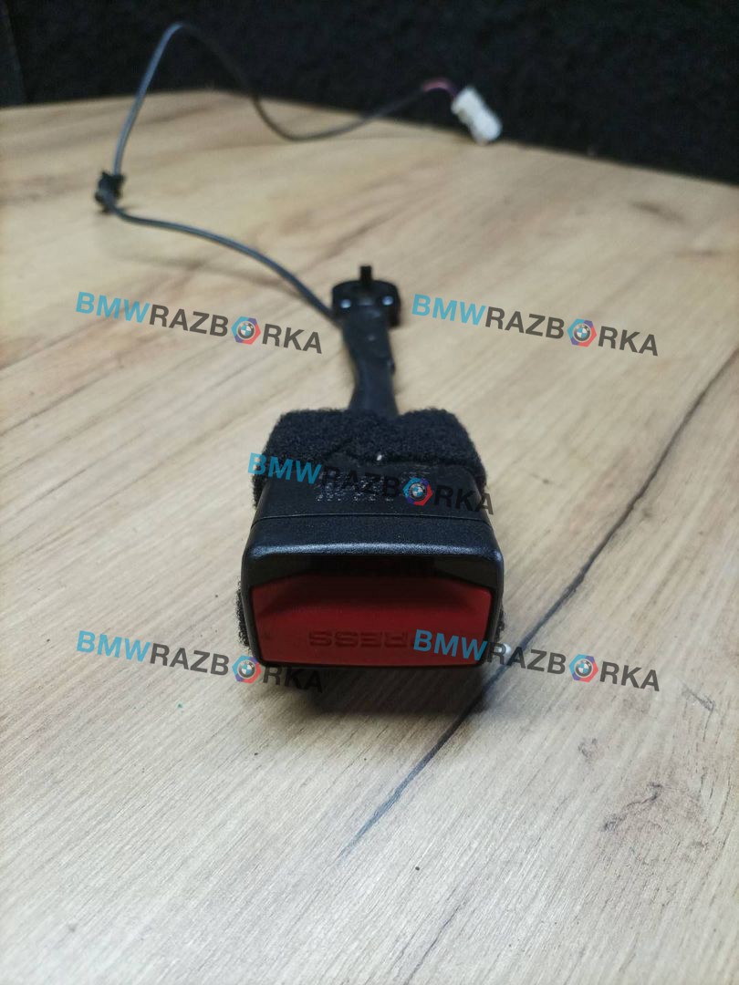 замок ремня безопасности Mini Countryman 2 поколение [рестайлинг] F60 2021, 1.5 л., B38 A15 A, бензин, МКПП, b71, передний привод, 7313299