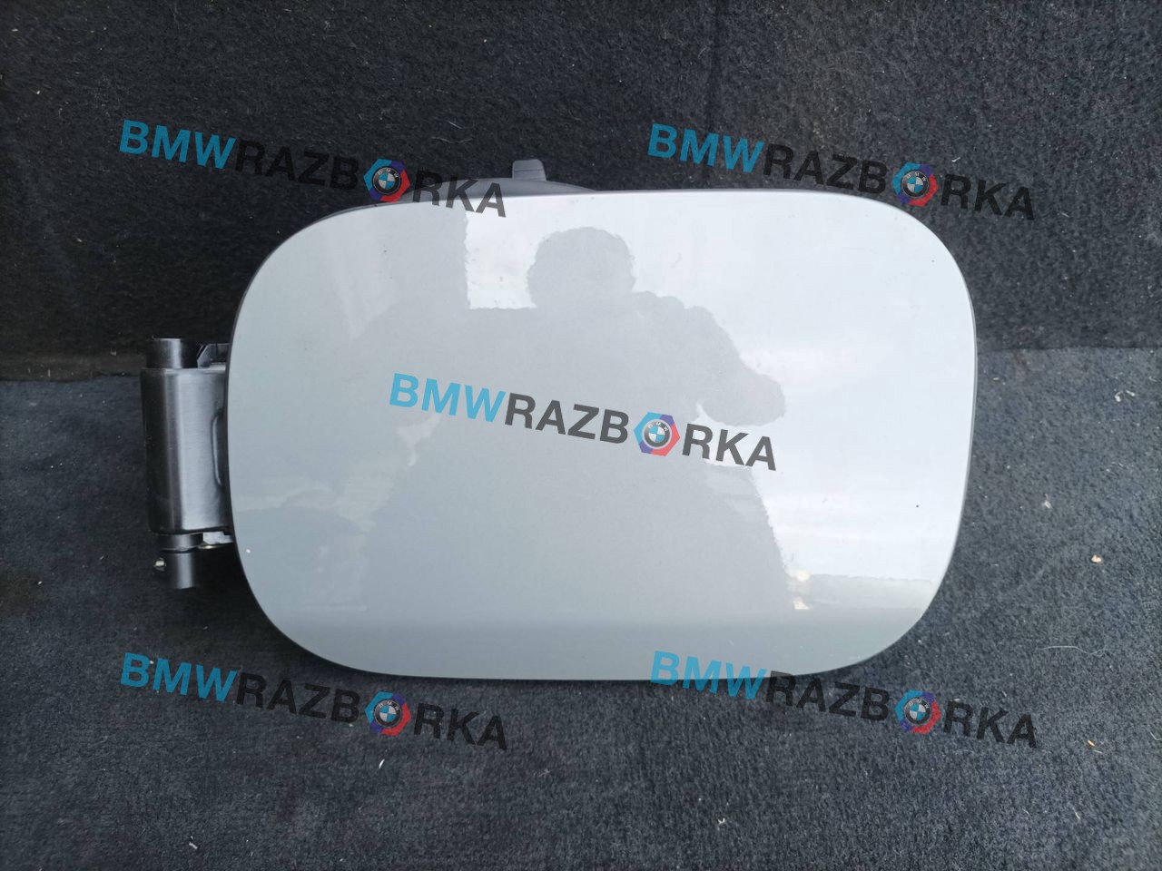 лючок топливного бака Mini Countryman 2 поколение [рестайлинг] F60 2021, 1.5 л., B38 A15 A, бензин, МКПП, b71, передний привод, 7382715