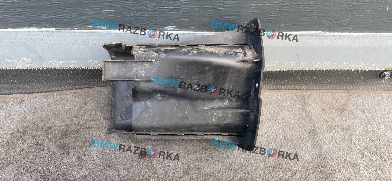 воздуховод тормозной правый BMW 8 серия G14/G15 G15 2019, 5.0 л., N63B44D, бензин, 416, купе, полный привод, 7465546, 51747465546