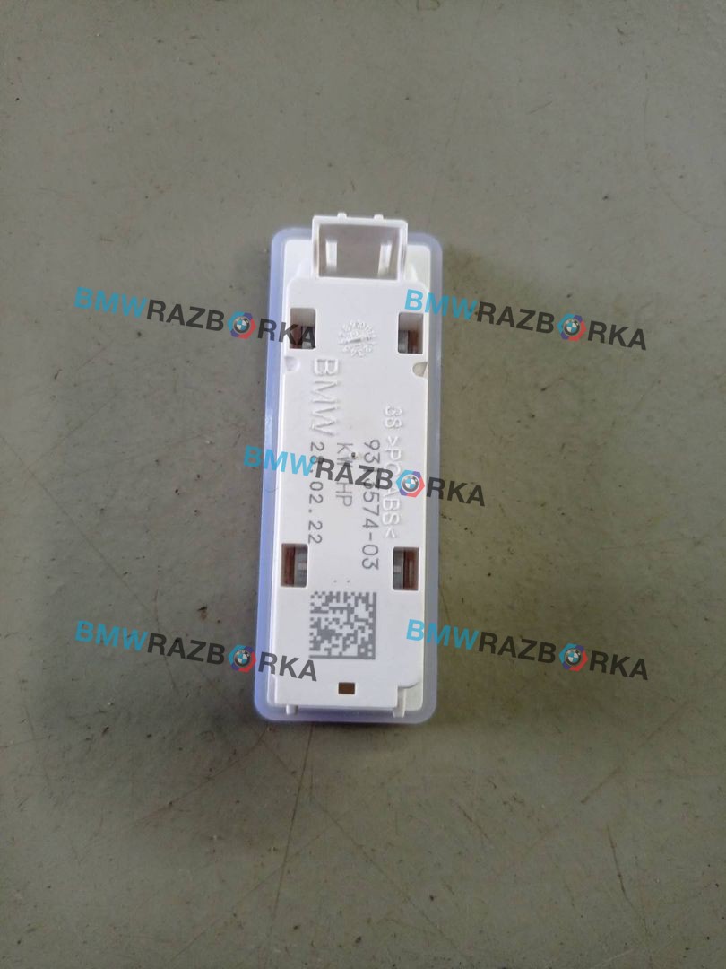 фонарь салона (плафон) BMW X3 G01 [рестайлинг] G01 2022, 4.0 л., дизель, АКПП, внедорожник 5 дв., полный привод, 9313574, 63319313574