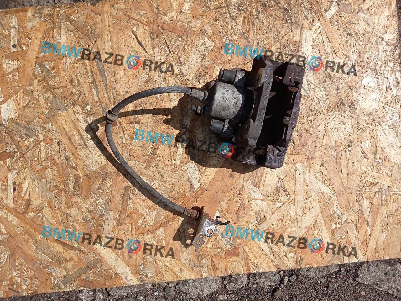 суппорт BMW X5 F15 2014, 4.0 л., дизель, АКПП, rubinschwarz metallic (x03), внедорожник 5 дв., полный привод