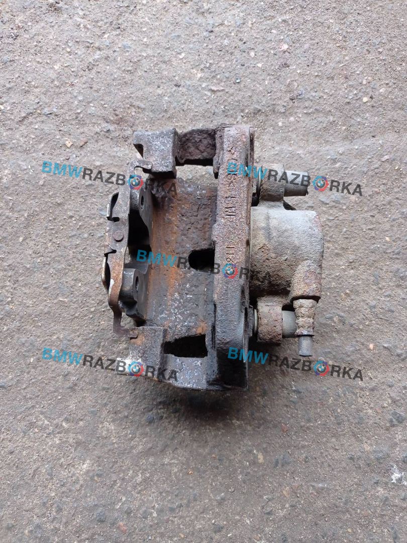 суппорт передний левый BMW X5 F15 2015, 3.0 л., N57 D30 A, дизель, a96, внедорожник 5 дв., полный привод