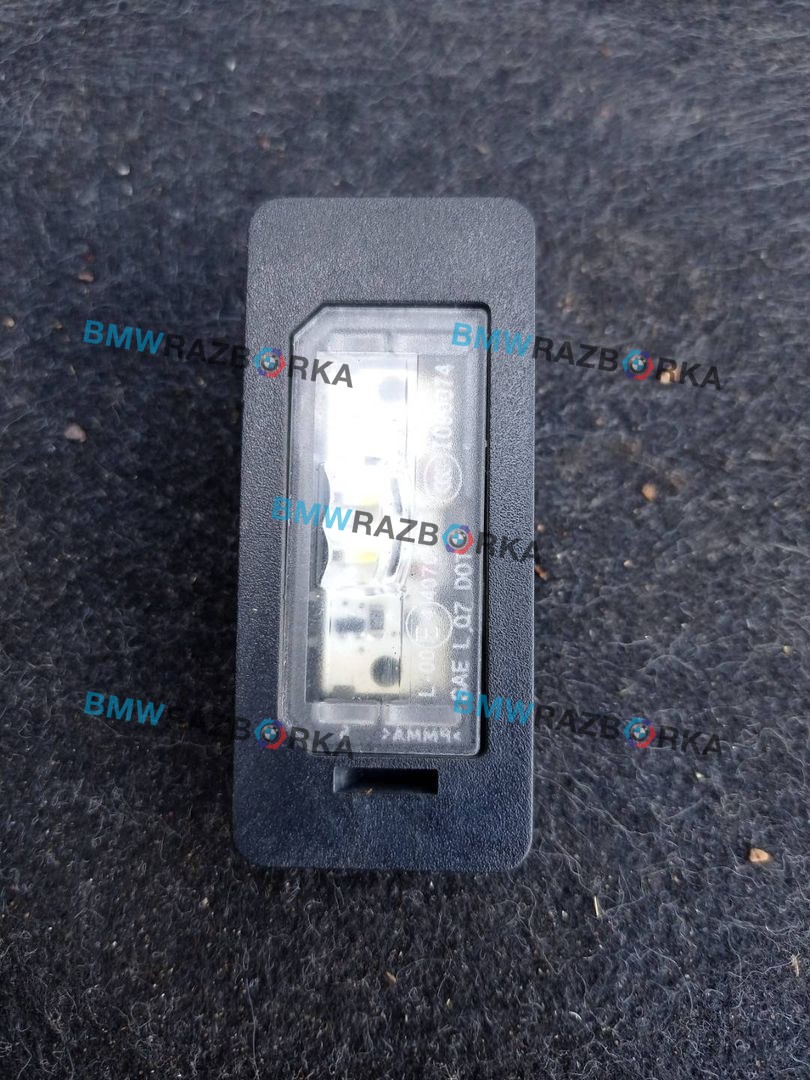 подсветка номера BMW X5 F15 2015, 3.0 л., N57 D30 A, дизель, a96, внедорожник 5 дв., полный привод, 7193293