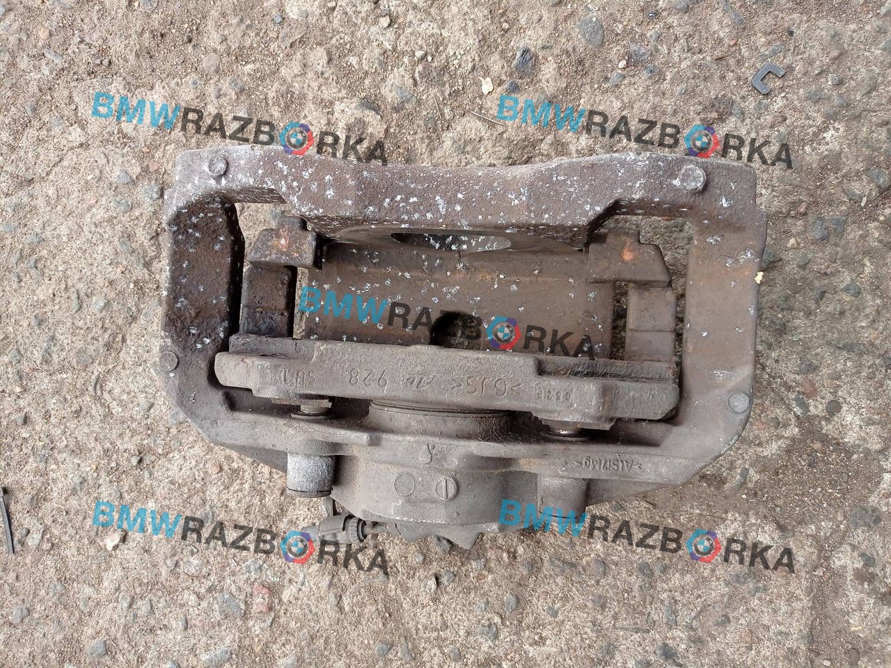 суппорт передний левый BMW 6 серия F06/F12/F13 F13 2012, 4.0 л., дизель, a82, купе, задний привод