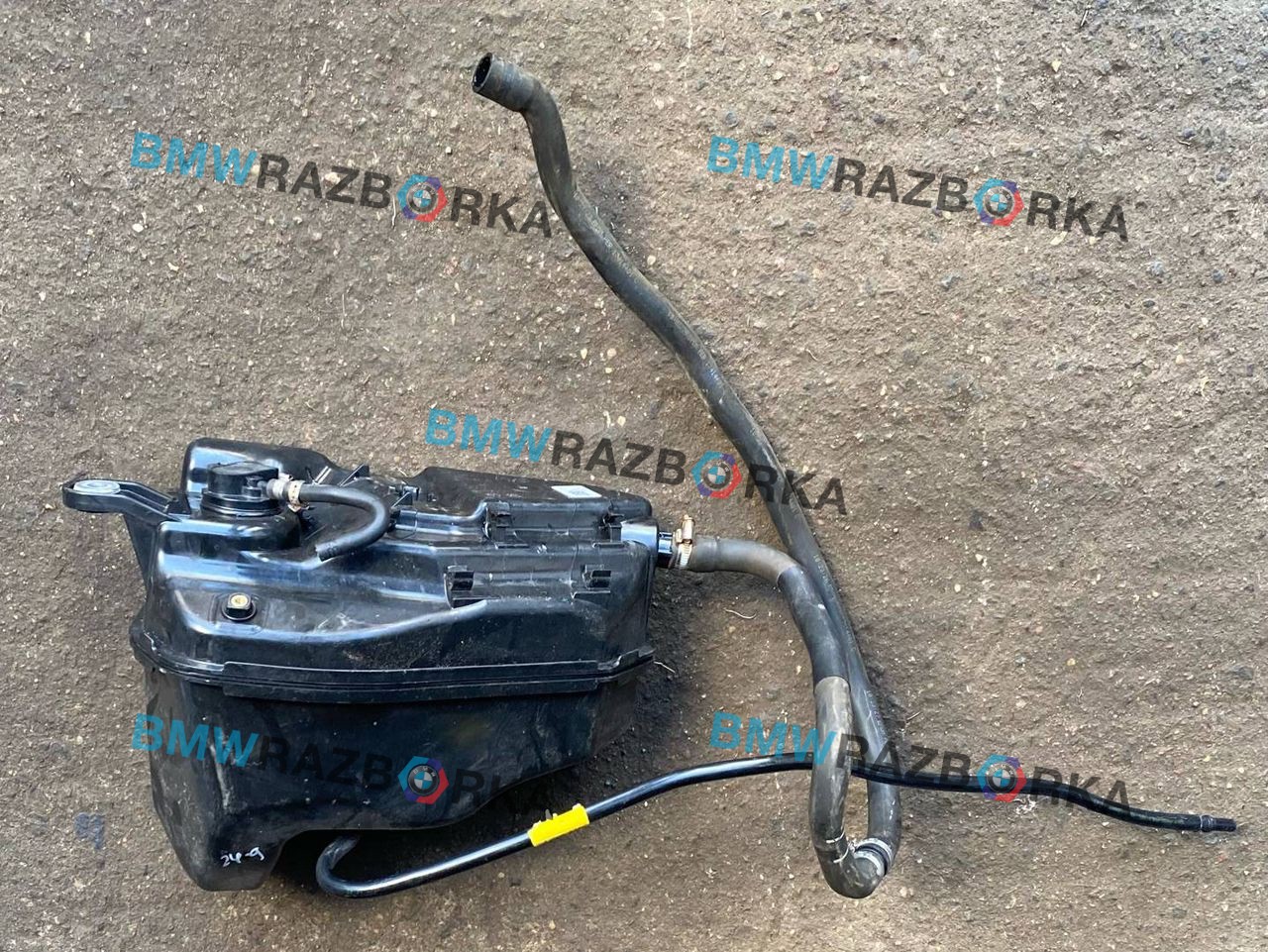 бак AdBlue (мочевины) BMW 6 GT G32 2019, 3.0 л., B57 D30 A, дизель, АКПП, a90, хетчбэк 5 дв., полный привод, 7381415, 16197381415