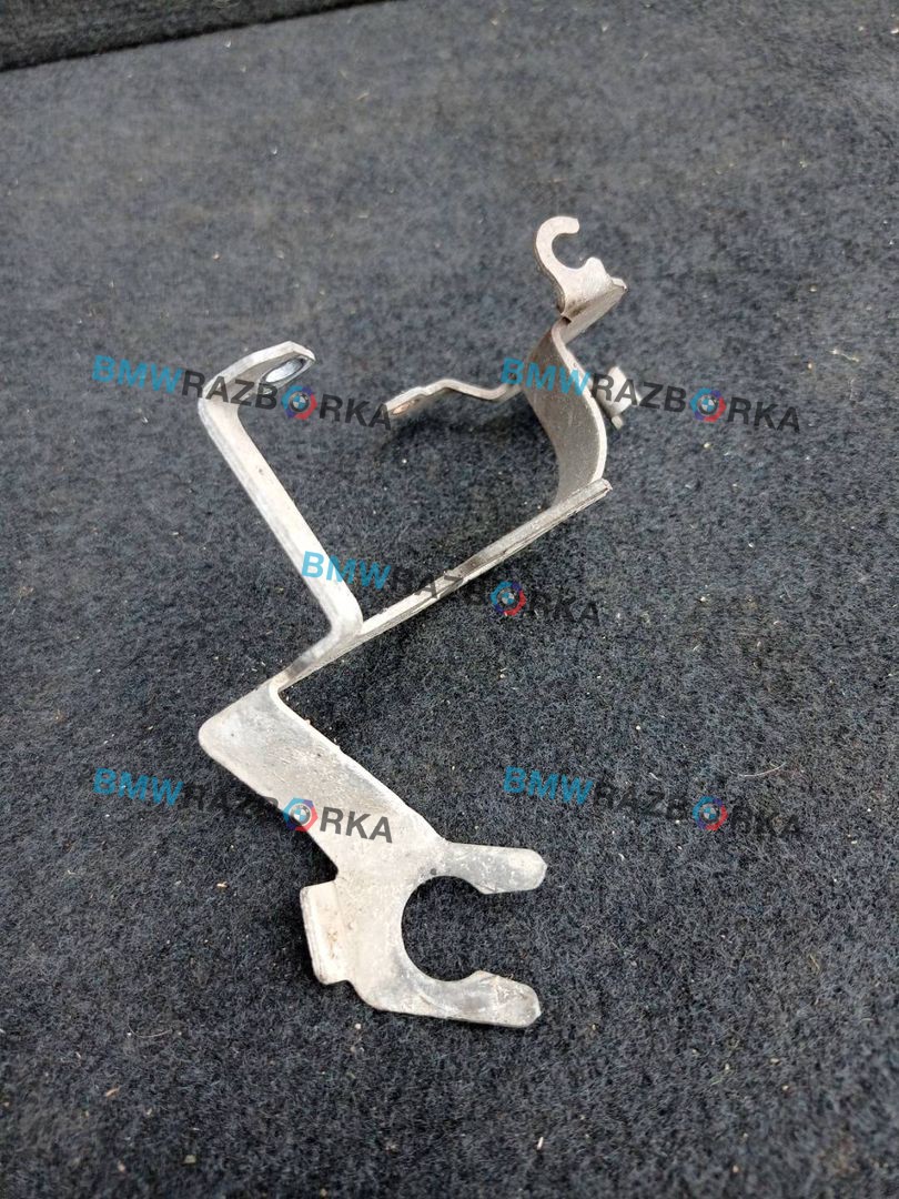 скоба суппорта BMW X5 G05 2021, 3.0 л., гибрид, АКПП, c27, внедорожник 5 дв., полный привод