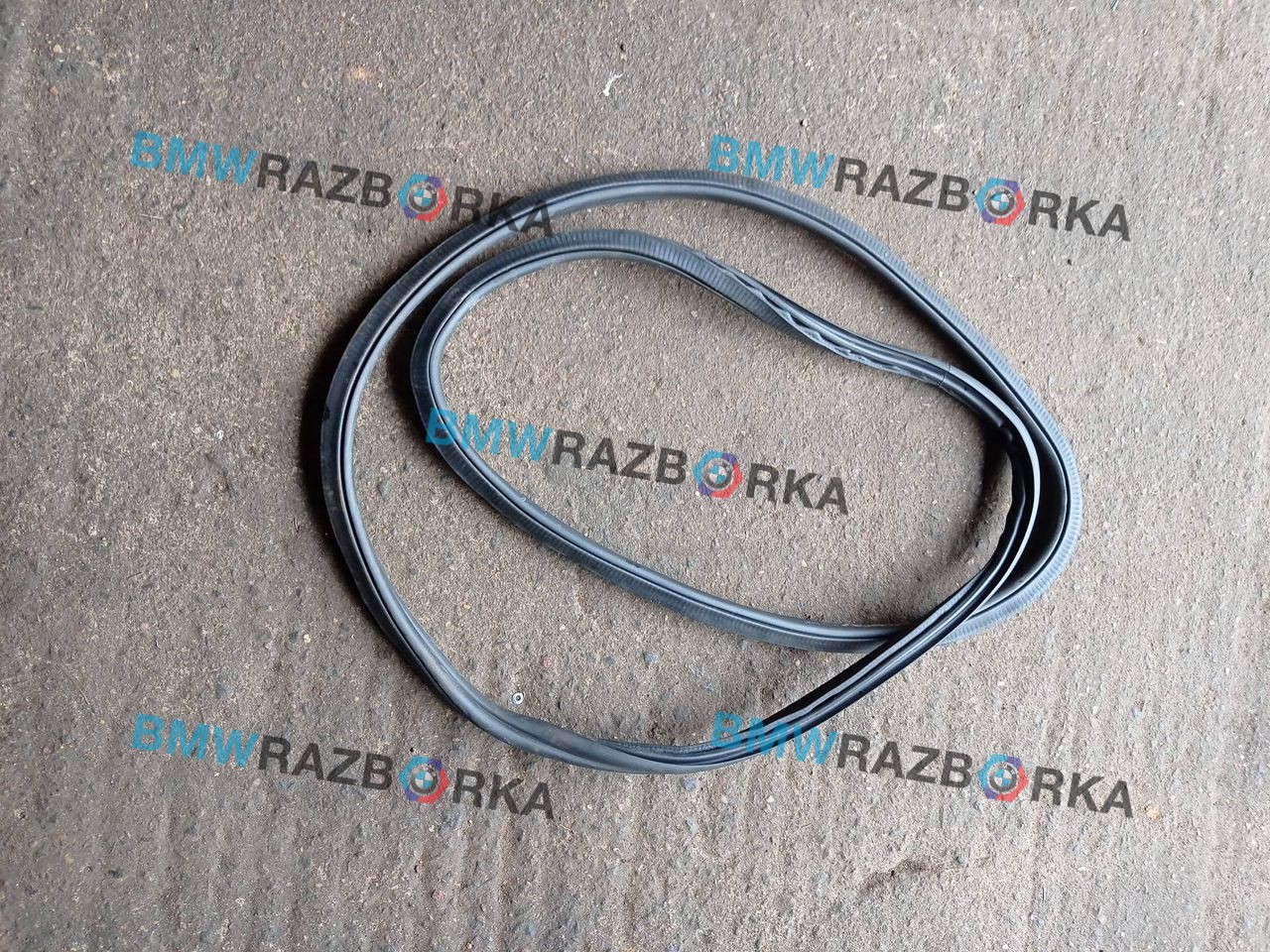 уплотнитель двери BMW X5 G05 2021, 3.0 л., гибрид, АКПП, c27, внедорожник 5 дв., полный привод, 7428678