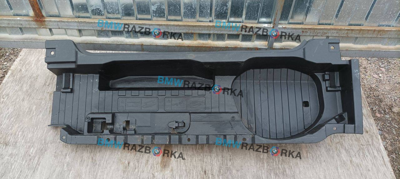 корыто пластиковое BMW X5 G05 2021, 3.0 л., гибрид, АКПП, c27, внедорожник 5 дв., полный привод, 7438263