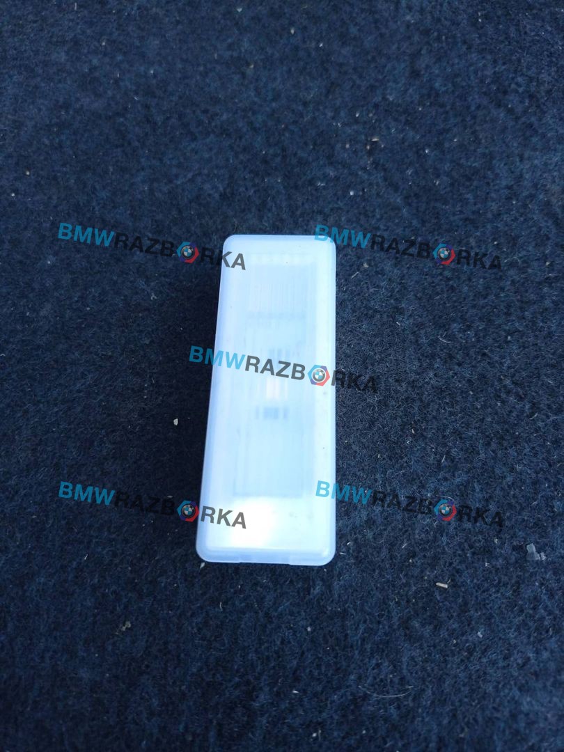 фонарь салона (плафон) BMW X5 G05 2021, 3.0 л., гибрид, АКПП, c27, внедорожник 5 дв., полный привод, 9313574