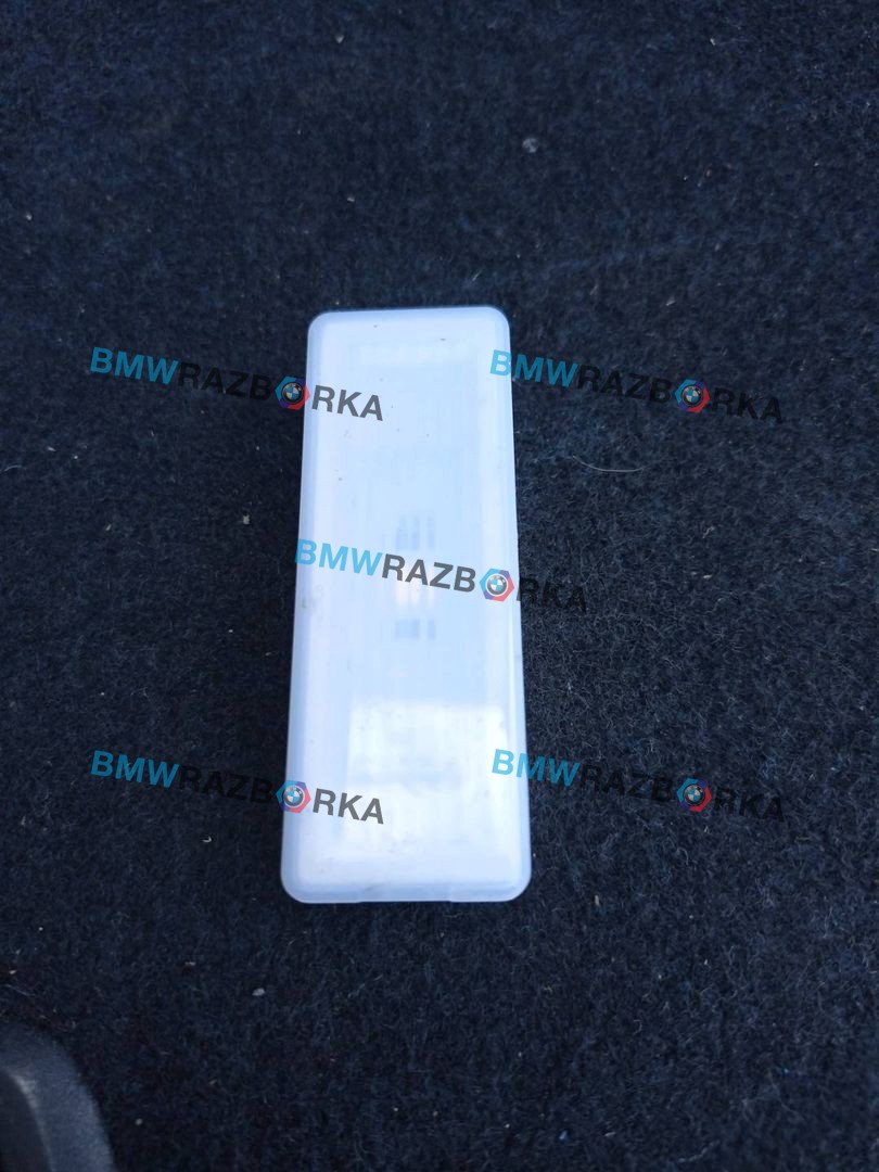 фонарь салона (плафон) BMW X5 G05 2021, 3.0 л., гибрид, АКПП, c27, внедорожник 5 дв., полный привод, 9313574