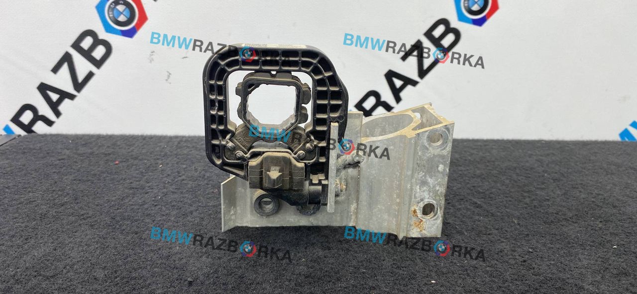 кронштейн радиатора BMW 4 серия G22/G23 G23 2022, 3.0 л., B57 D30 B, дизель, АКПП, a300, кабриолет, задний привод, 9895624, 7422236
