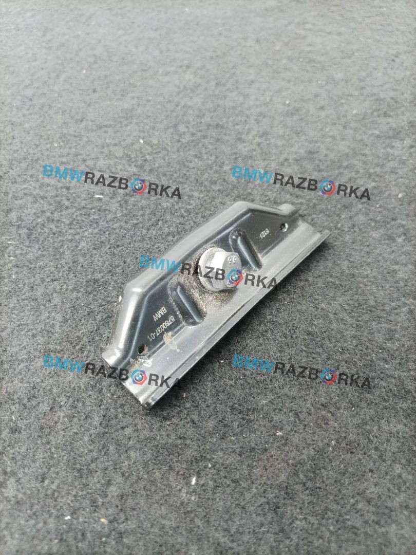 крепление аккумулятора BMW 1 серия F40 2020, 2.0 л., B48A20E, бензин, c3n, полный привод, 8780037