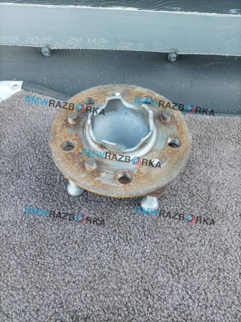 ступица передняя BMW M4 G82/G83 G82 2022, 3.0 л., S58B30A, бензин, c4p, купе, задний привод, 8095643