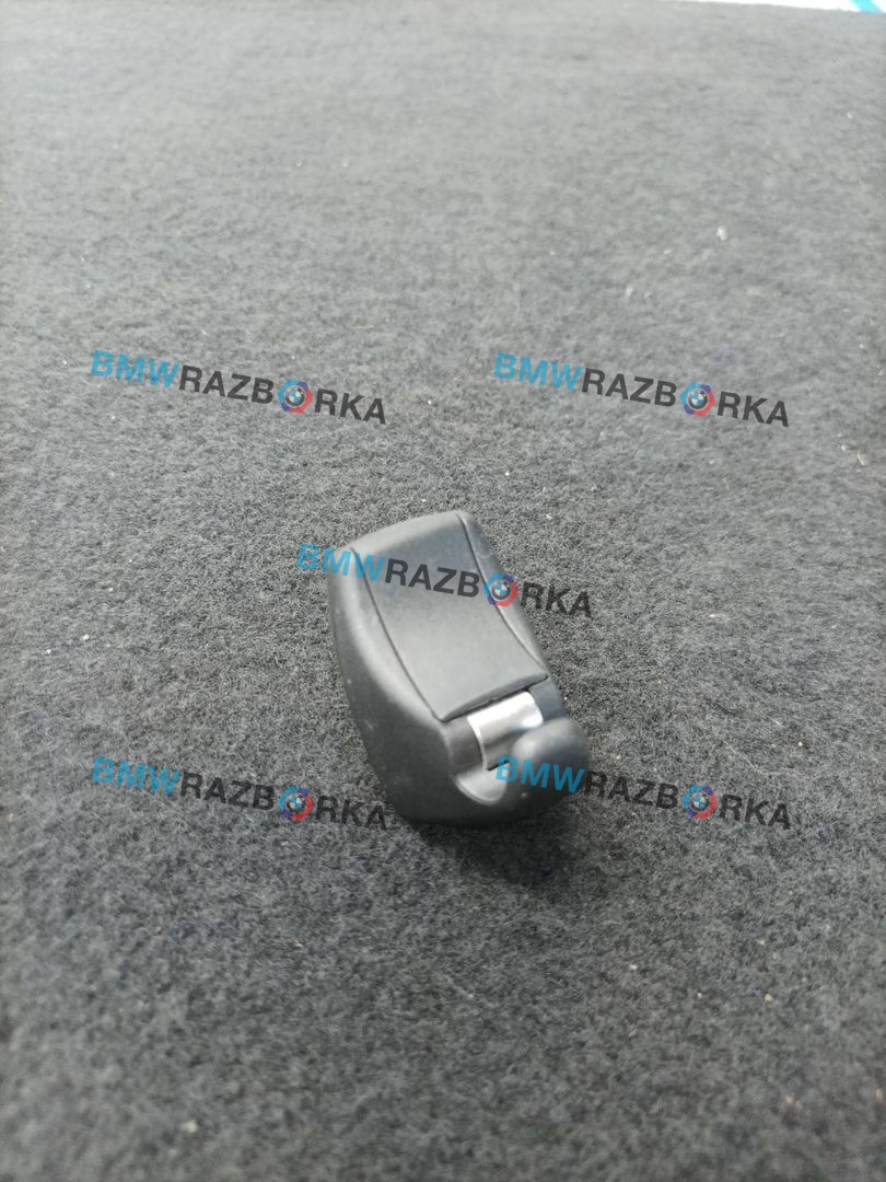 Крепление (крючок) солнцезащитного козырька BMW M4 G82/G83 G82 2022, 3.0 л., S58B30A, бензин, c4p, купе, задний привод, 7277251