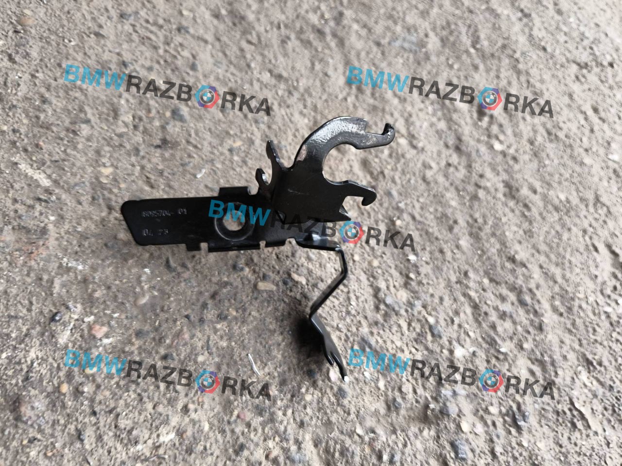 держатель тормозного шланга BMW M2 G87 2023, 3.0 л., S58B30A, бензин, АКПП, купе, задний привод, 8095704