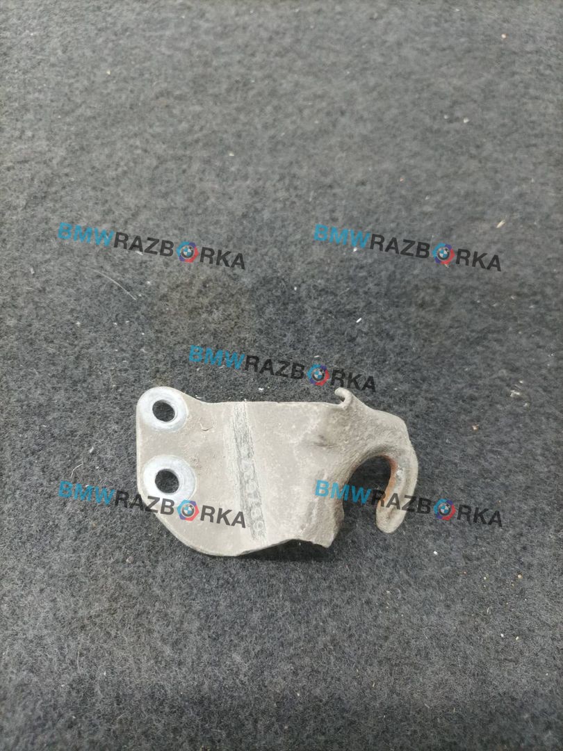 держатель тормозного шланга BMW X5 G05 2019, 5.0 л., дизель, АКПП, 475, внедорожник 5 дв., полный привод, правый руль, 6876374