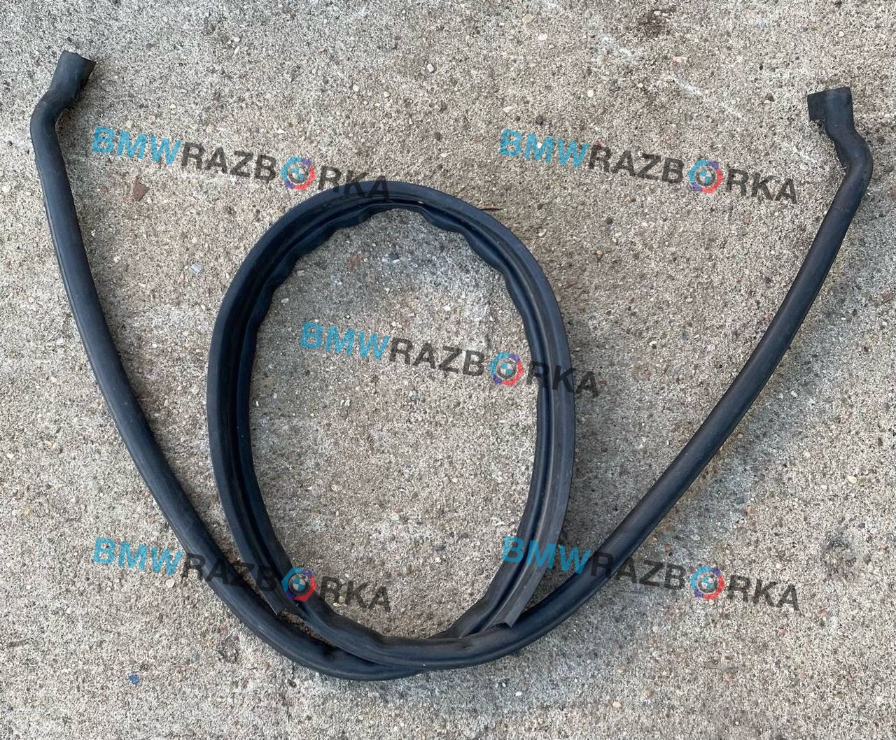 уплотнитель подкапотного пространства BMW X5 F15 2014, 4.0 л., дизель, АКПП, rubinschwarz metallic (x03), внедорожник 5 дв., полный привод, 7294509