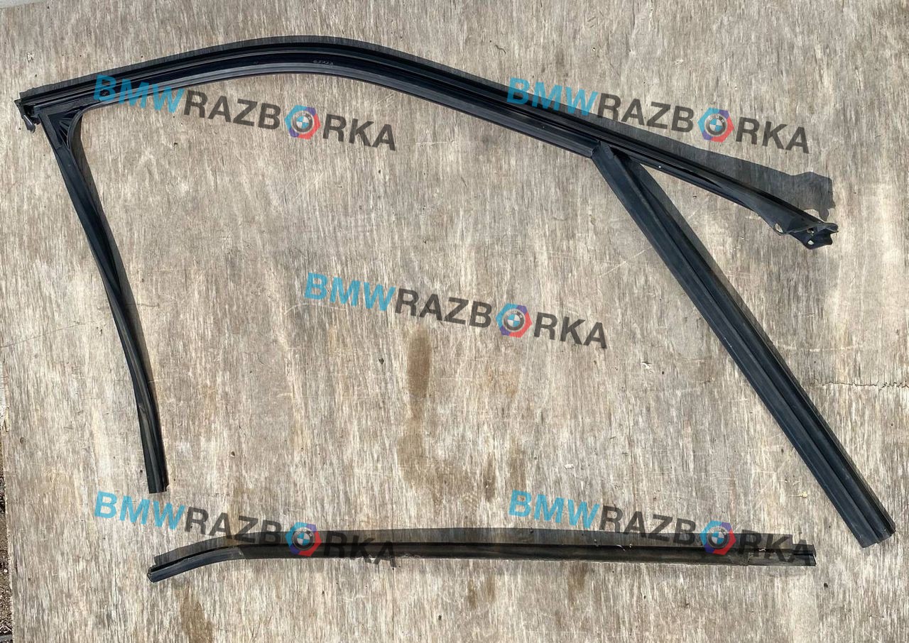 молдинг двери передней левой BMW X5 F15 2014, 4.0 л., дизель, АКПП, rubinschwarz metallic (x03), внедорожник 5 дв., полный привод, 7289667
