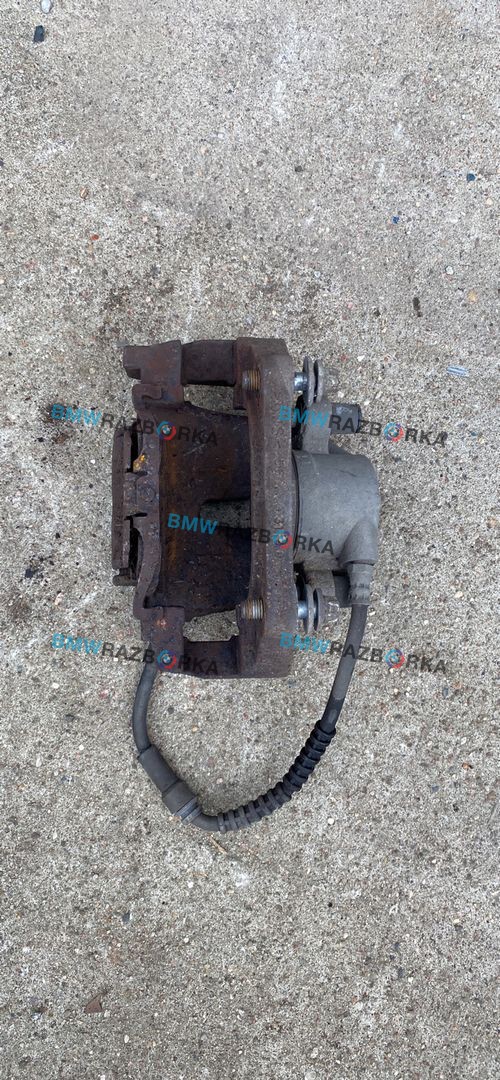 суппорт BMW X5 F15 2014, 4.0 л., дизель, АКПП, rubinschwarz metallic (x03), внедорожник 5 дв., полный привод