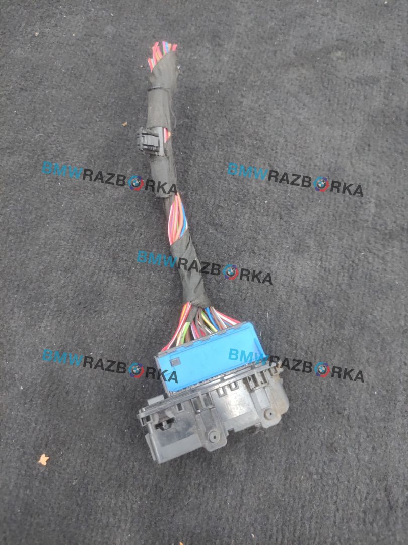разъем (фишка) проводки BMW 1 серия F40 2020, 2.0 л., B48A20E, бензин, c3n, полный привод, 9221022, 9221027