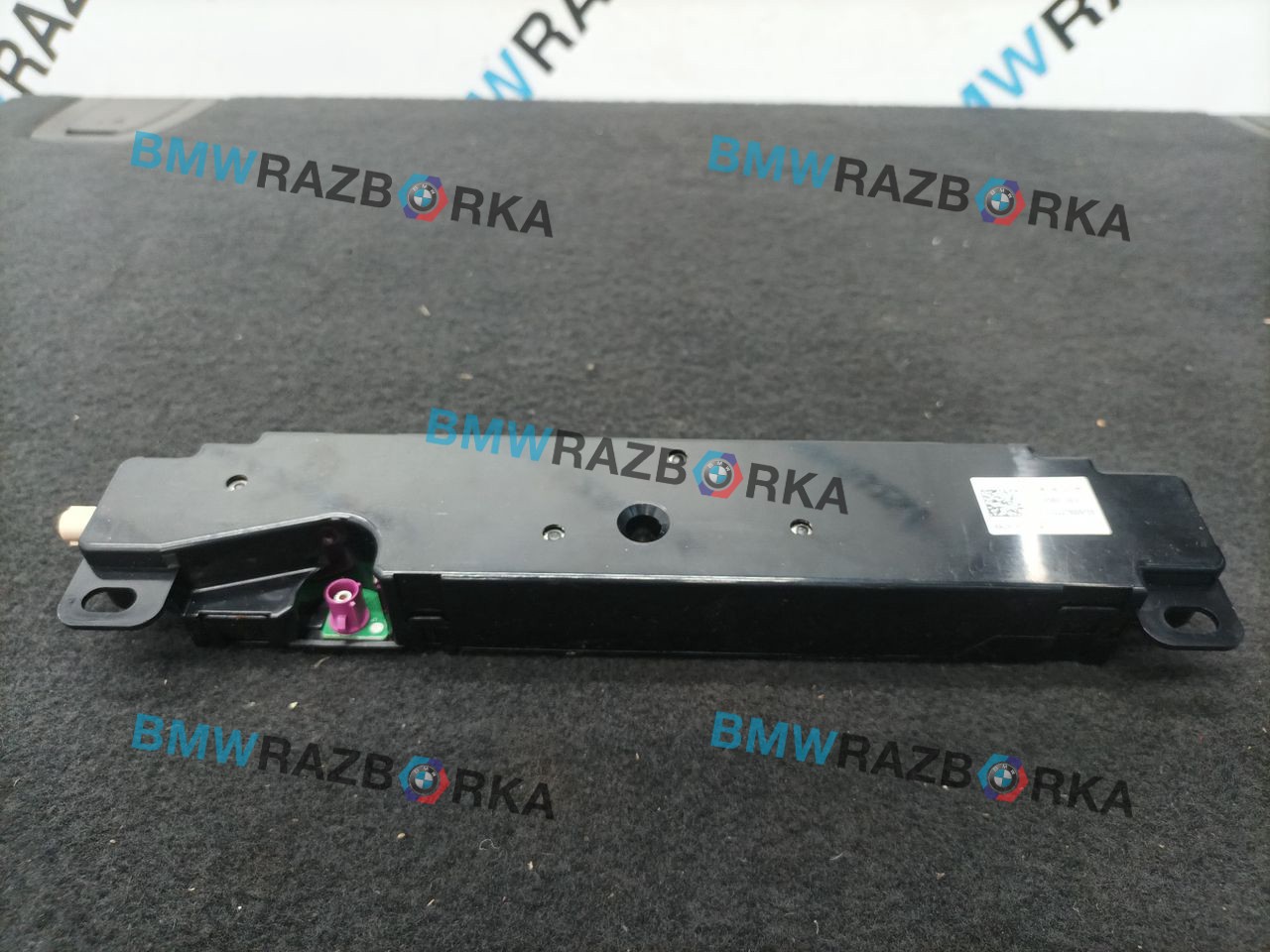 антенна Tesla Model 3 1 поколение 2022, электро, задний привод, правый руль, 1585601-00-E