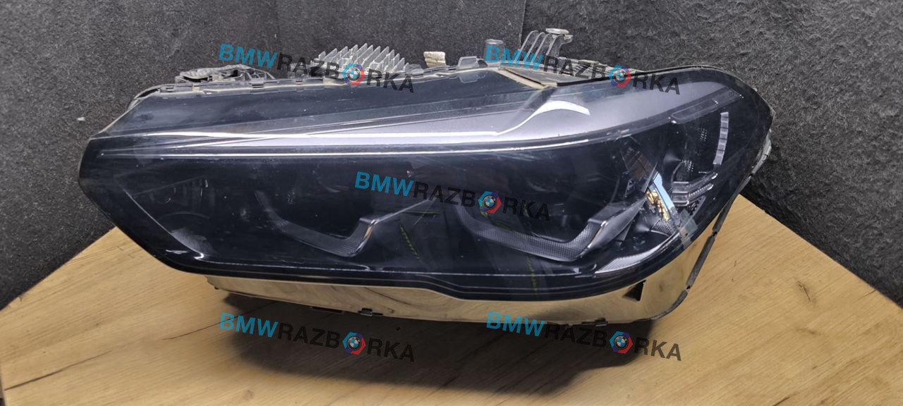 фара левая BMW X5 G05 2021, 3.0 л., бензин, АКПП, внедорожник 5 дв., 9481785