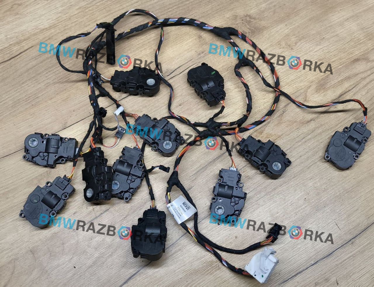 моторчик заслонки печки BMW X6 G06 2020, 3.0 л., B57 D30 A, дизель, АКПП, внедорожник 5 дв., полный привод, 9361700