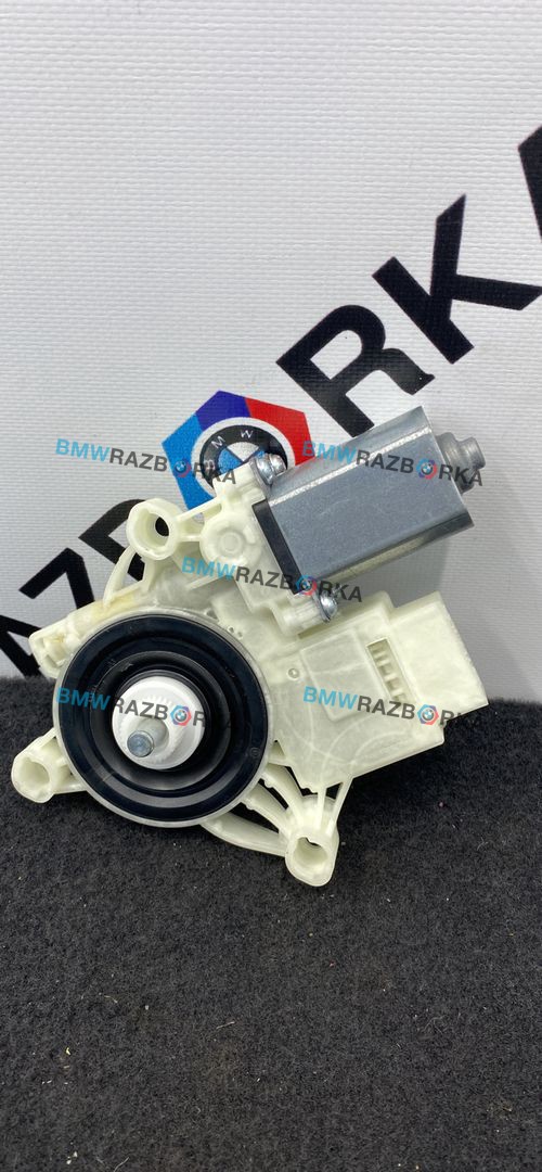 моторчик стеклоподъемника передний левый BMW X5 G05 2022, 3.0 л., B57 D30 B, дизель, 416, внедорожник 5 дв., полный привод, 9450069