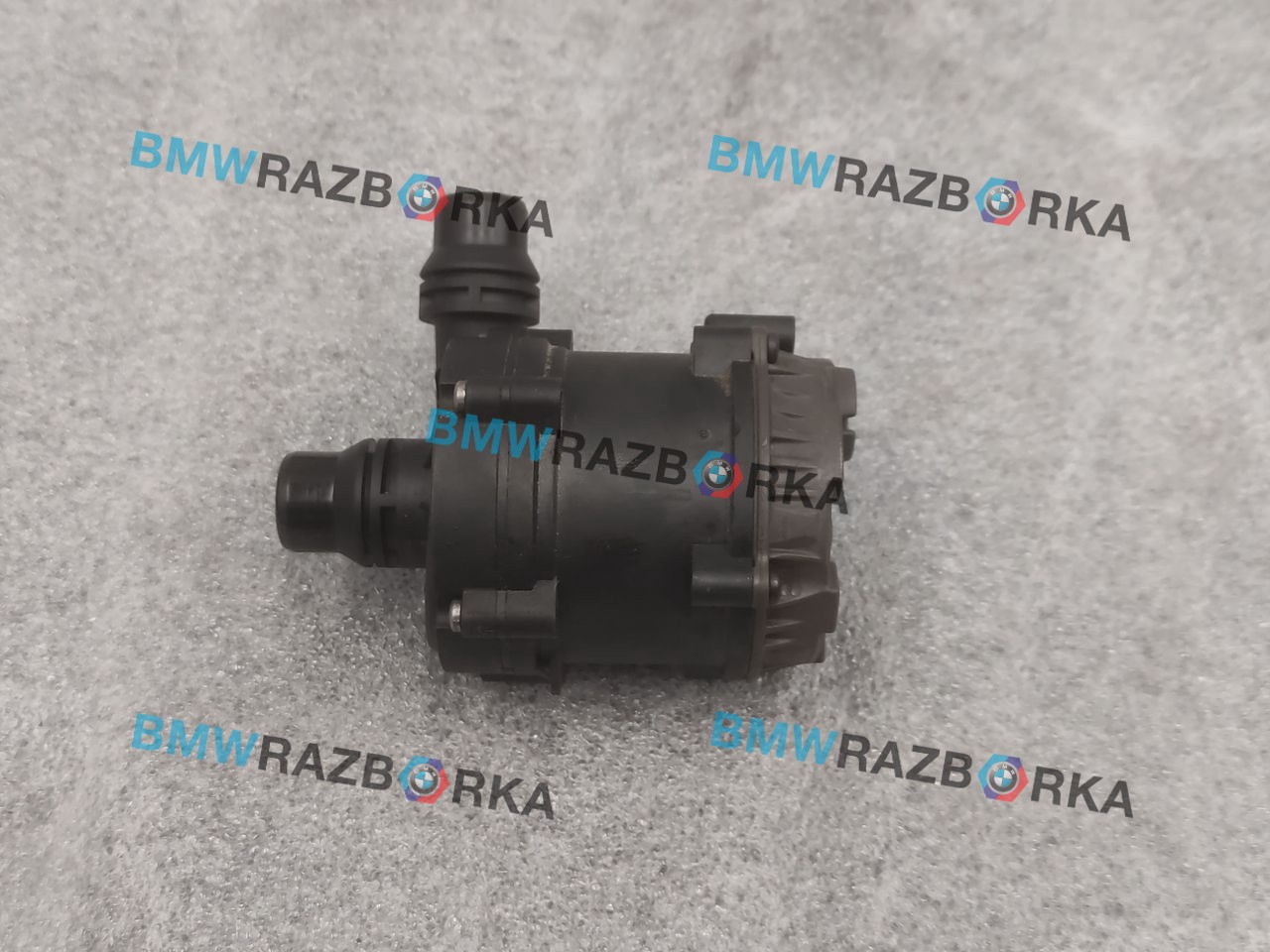 помпа BMW X5 G05 2020, 5.0 л., дизель, внедорожник 5 дв., полный привод, 8482744
