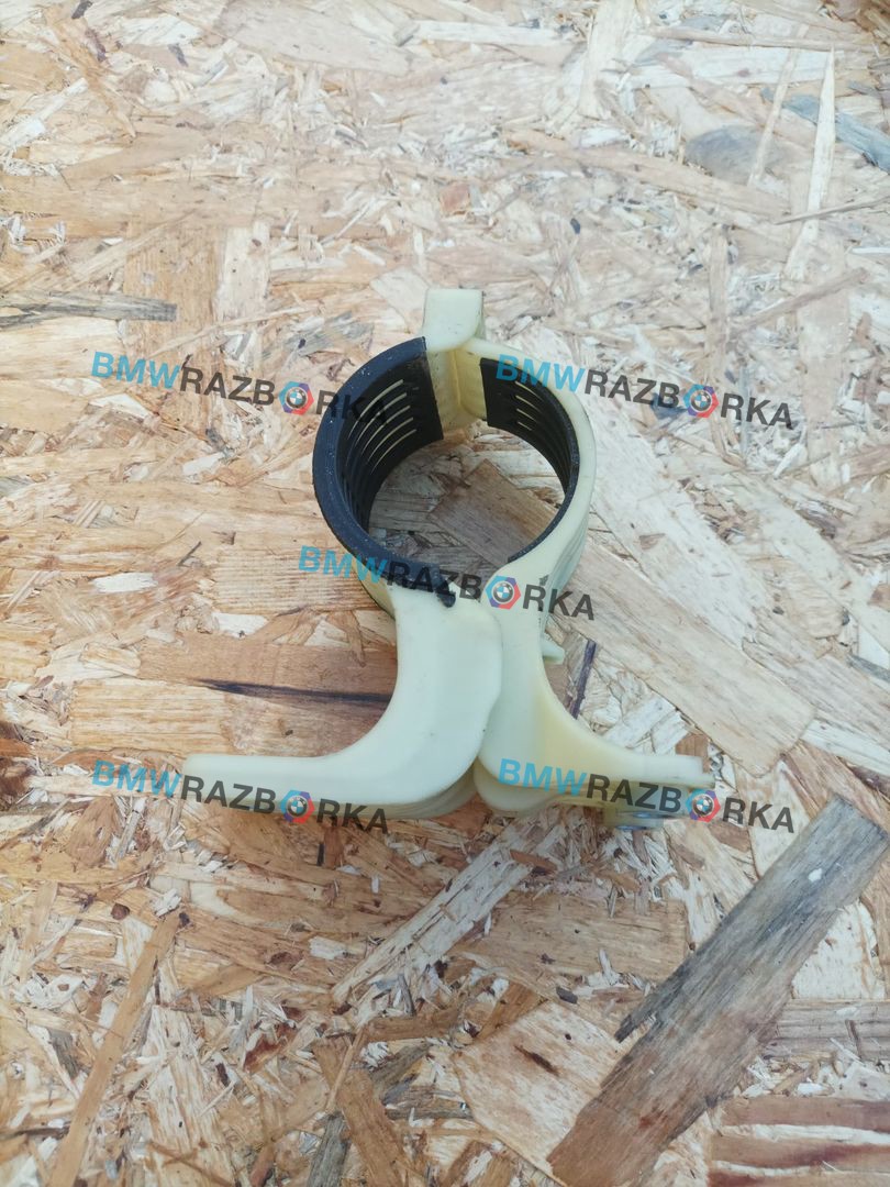 кронштейн топливного фильтра BMW X5 G05 2022, 3.0 л., B57 D30 B, дизель, 416, внедорожник 5 дв., полный привод