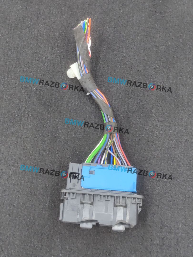 разъем (фишка) проводки Mini Countryman 2 поколение [рестайлинг] F60 2021, 1.5 л., B38 A15 A, бензин, МКПП, b71, передний привод, 9224368, 9224370