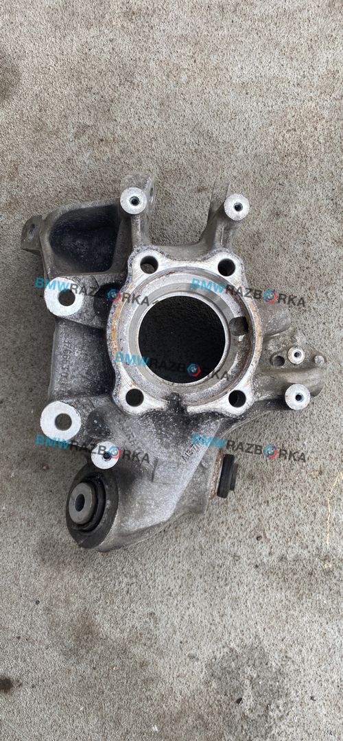 кулак задний левый BMW X5 G05 2022, 3.0 л., B57 D30 B, дизель, внедорожник 5 дв., 6876653