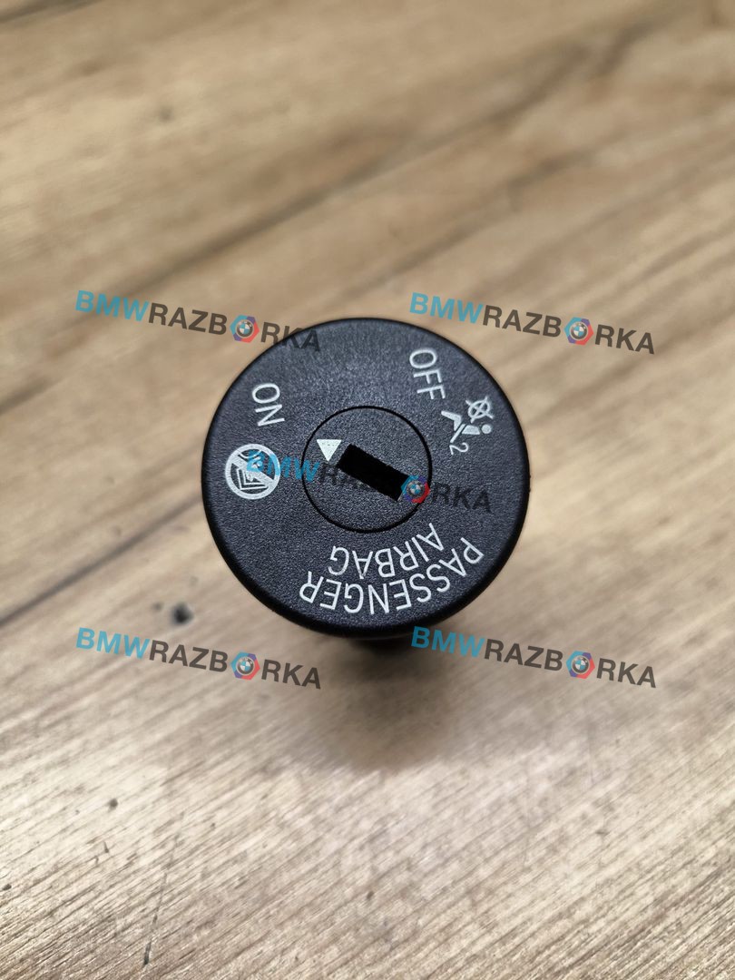 замок подушки безопасности BMW 4 серия F32/F33 [рестайлинг] F33 2018, 3.0 л., бензин, АКПП, кабриолет, задний привод, 61319326501, 9326501