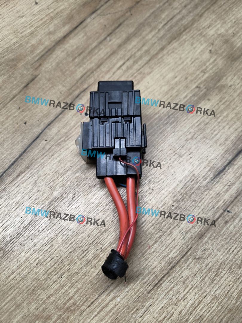 реле (прочие) BMW 5 серия F07/F10/F11 [рестайлинг] 2013, 3.0 л., N57 D30 A, дизель, АКПП, задний привод, 61366901469, 6901469