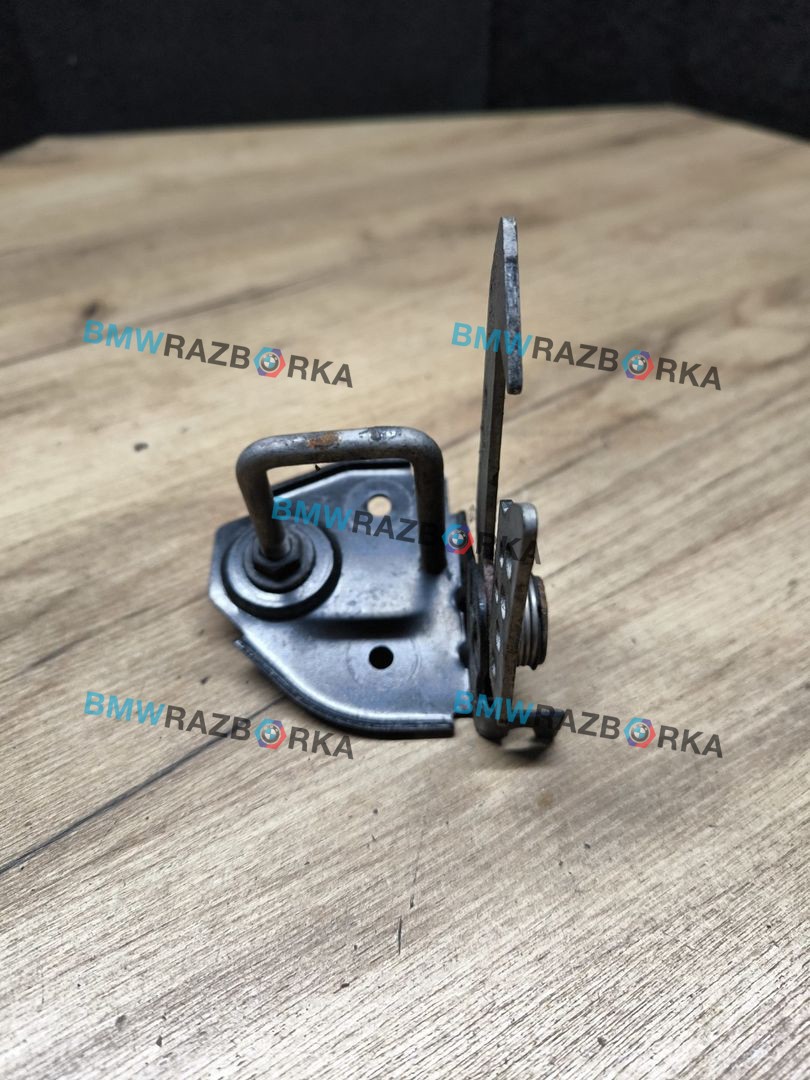 замок капота BMW 5 серия F07/F10/F11 [рестайлинг] 2013, 3.0 л., N57 D30 A, дизель, АКПП, задний привод, 7183764