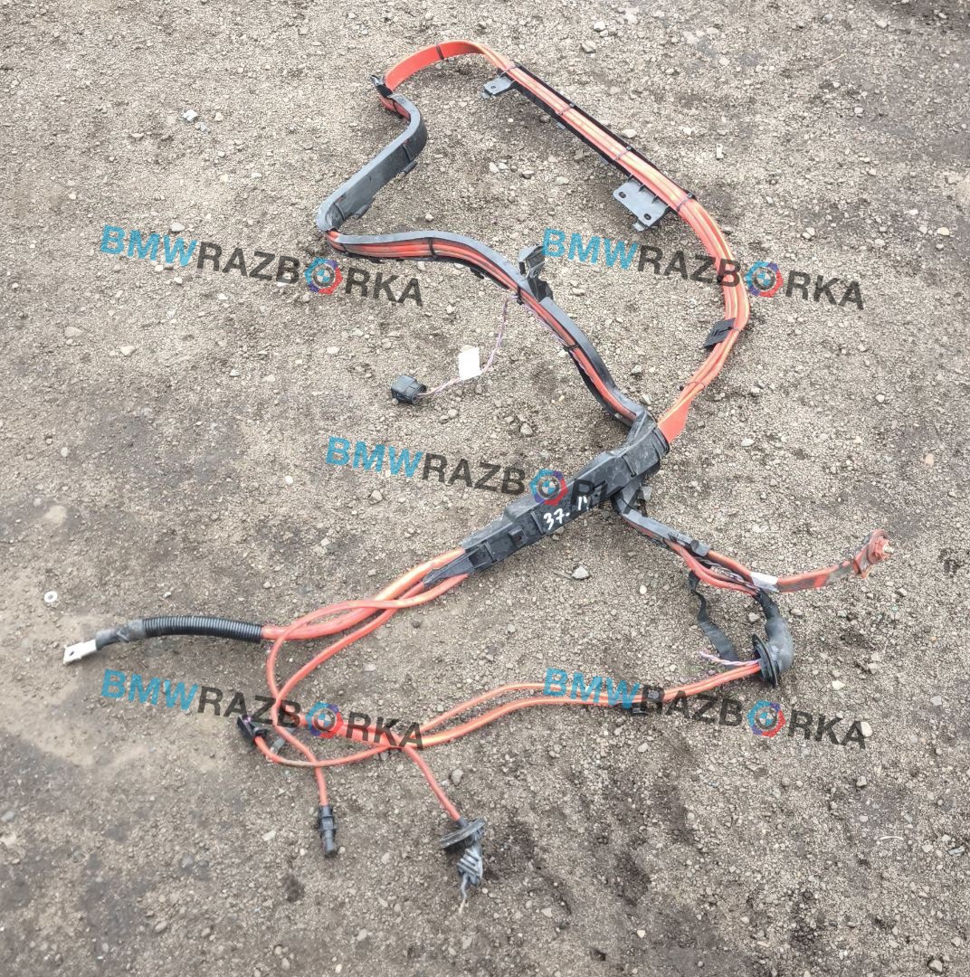плюсовой провод аккумулятора BMW 5 серия F07/F10/F11 [рестайлинг] 2013, 3.0 л., N57 D30 A, дизель, АКПП, задний привод, 9150984, 9150982