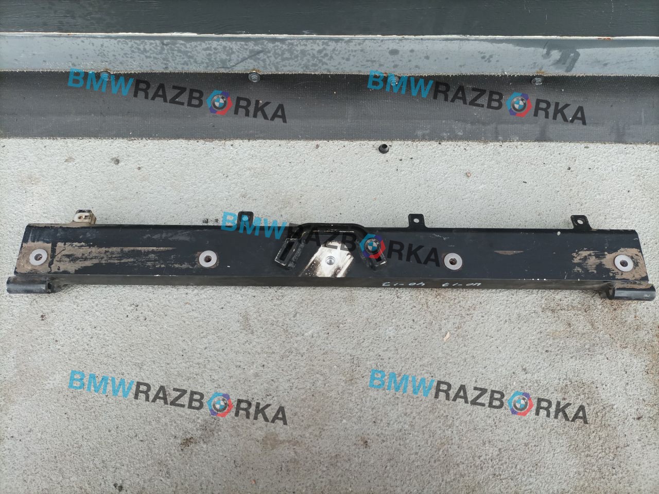 распорка кузова BMW i3 L01 [рестайлинг] 2020, электро, хетчбэк 5 дв., задний привод, 39206868859, 6868859