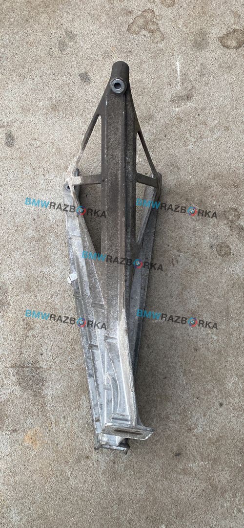 кронштейн КПП BMW i3 L01 [рестайлинг] 2020, электро, хетчбэк 5 дв., задний привод, 22116878936, 6878936