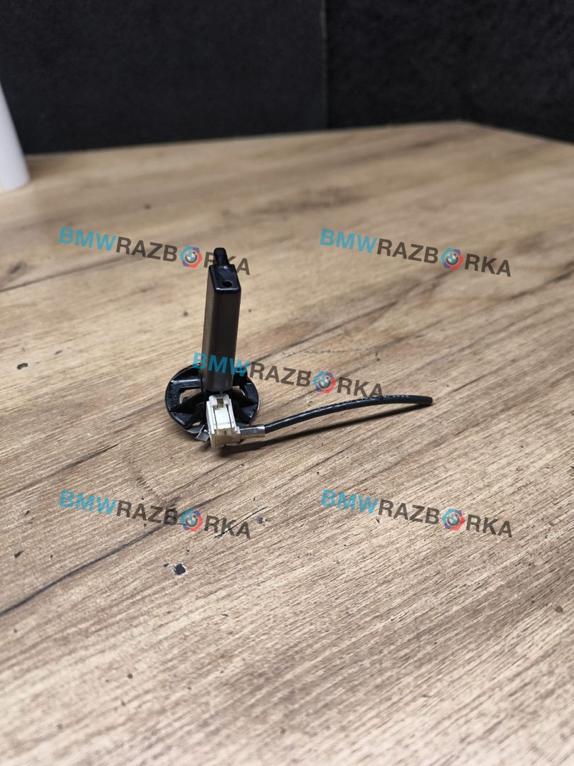 антенна Mercedes-Benz Sprinter W907/W910 W910 2022, 2.0 л., OM 654.920, дизель, 6МКПП, микроавтобус, передний привод, 2139052803, A2139052803