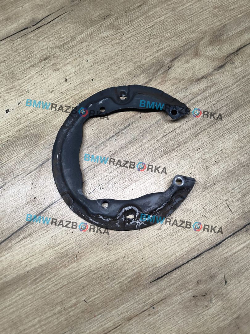 защитный кожух тормозного механизма BMW 5 серия F07/F10/F11 2010, 3.0 л., i, N55 B30 A, бензин, АКПП, белый, хетчбэк 5 дв., задний привод, 6775273, 34216775273