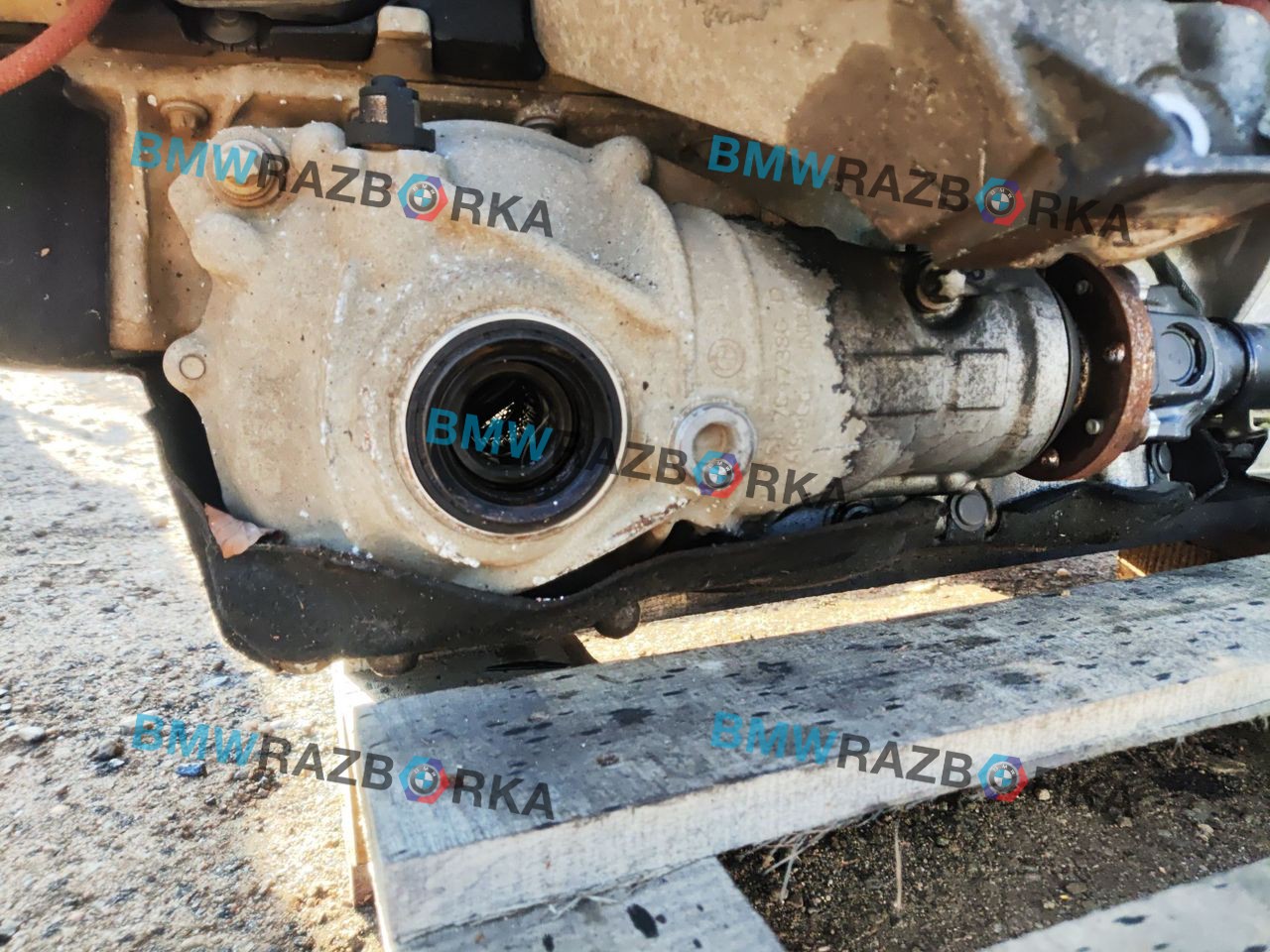 редуктор переднего моста BMW 7 серия G11/G12 G11 2017, 4.0 л., дизель, x03 rubin-metallic black, седан, полный привод, 7648879