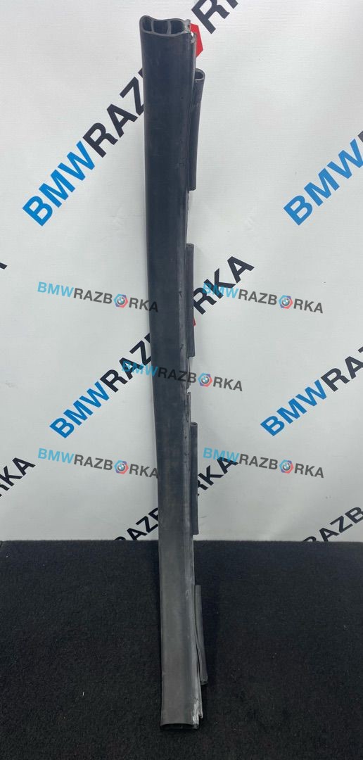 уплотнитель подкапотного пространства BMW 7 серия G11/G12 G11 2017, 4.0 л., дизель, x03 rubin-metallic black, седан, полный привод, 51767347394, 7347394