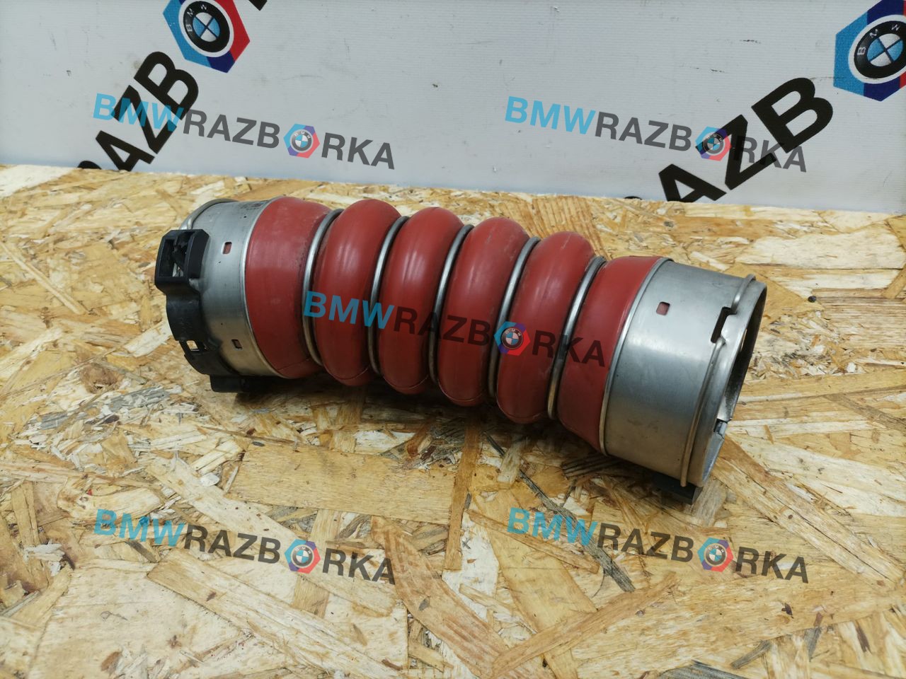 патрубок интеркулера BMW 7 серия G11/G12 G11 2017, 4.0 л., дизель, x03 rubin-metallic black, седан, полный привод, 11618571027, 8571027