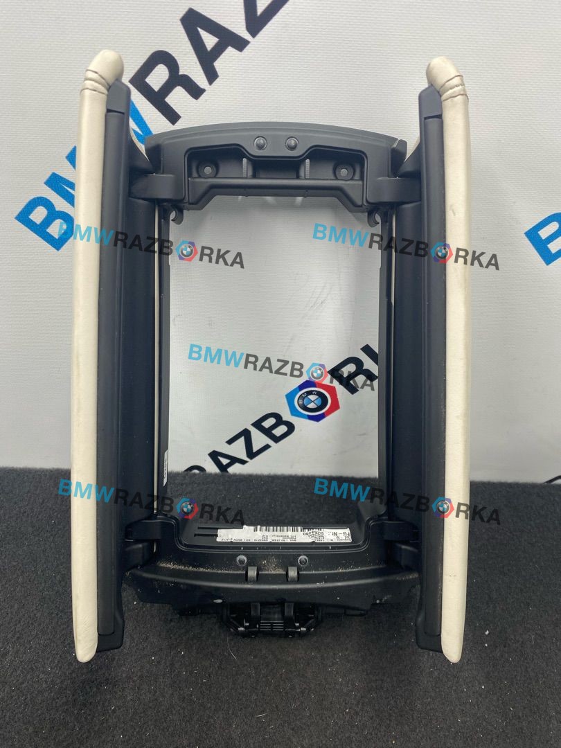 подлокотник BMW 7 серия G11/G12 G11 2017, 4.0 л., дизель, x03 rubin-metallic black, седан, полный привод, 6993218