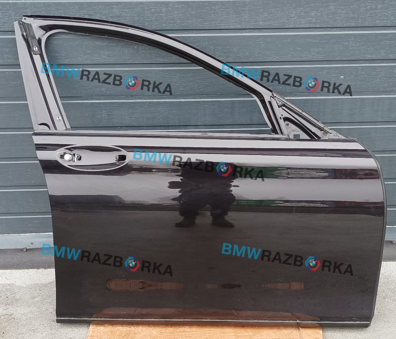 дверь передняя правая BMW 7 серия G11/G12 G11 2017, 4.0 л., дизель, x03 rubin-metallic black, седан, полный привод
