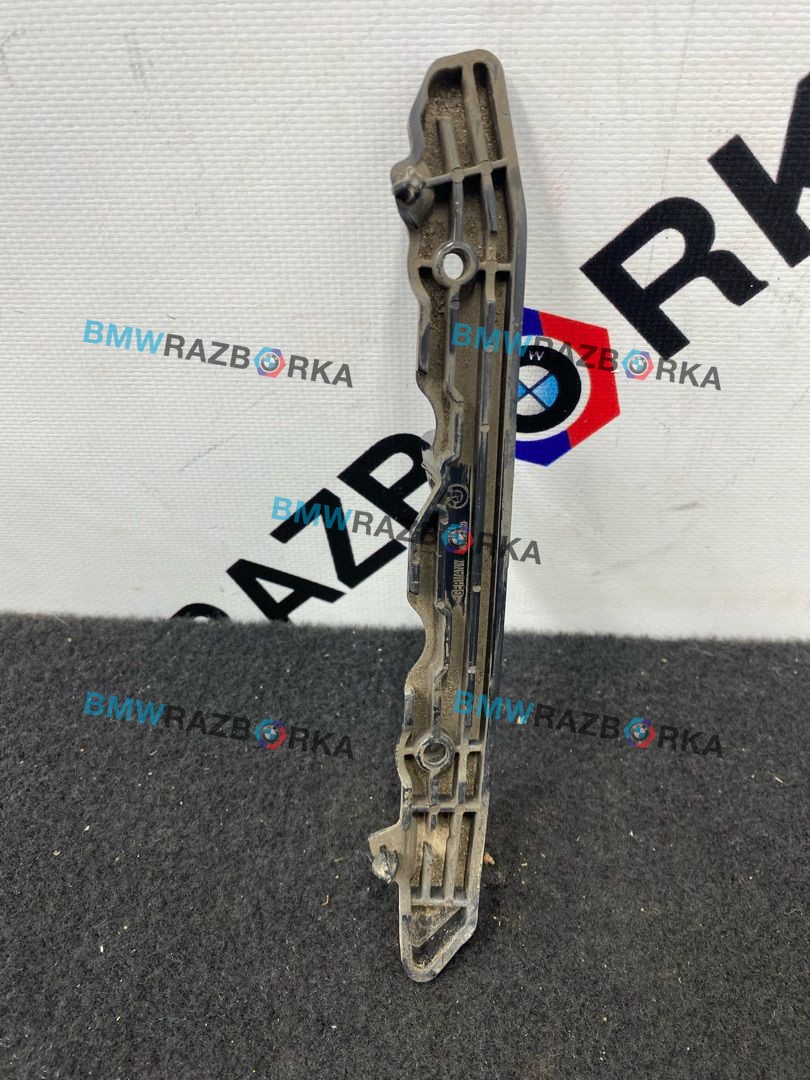 крепление бампера BMW 7 серия G11/G12 G11 2017, 4.0 л., дизель, x03 rubin-metallic black, седан, полный привод, 7357199