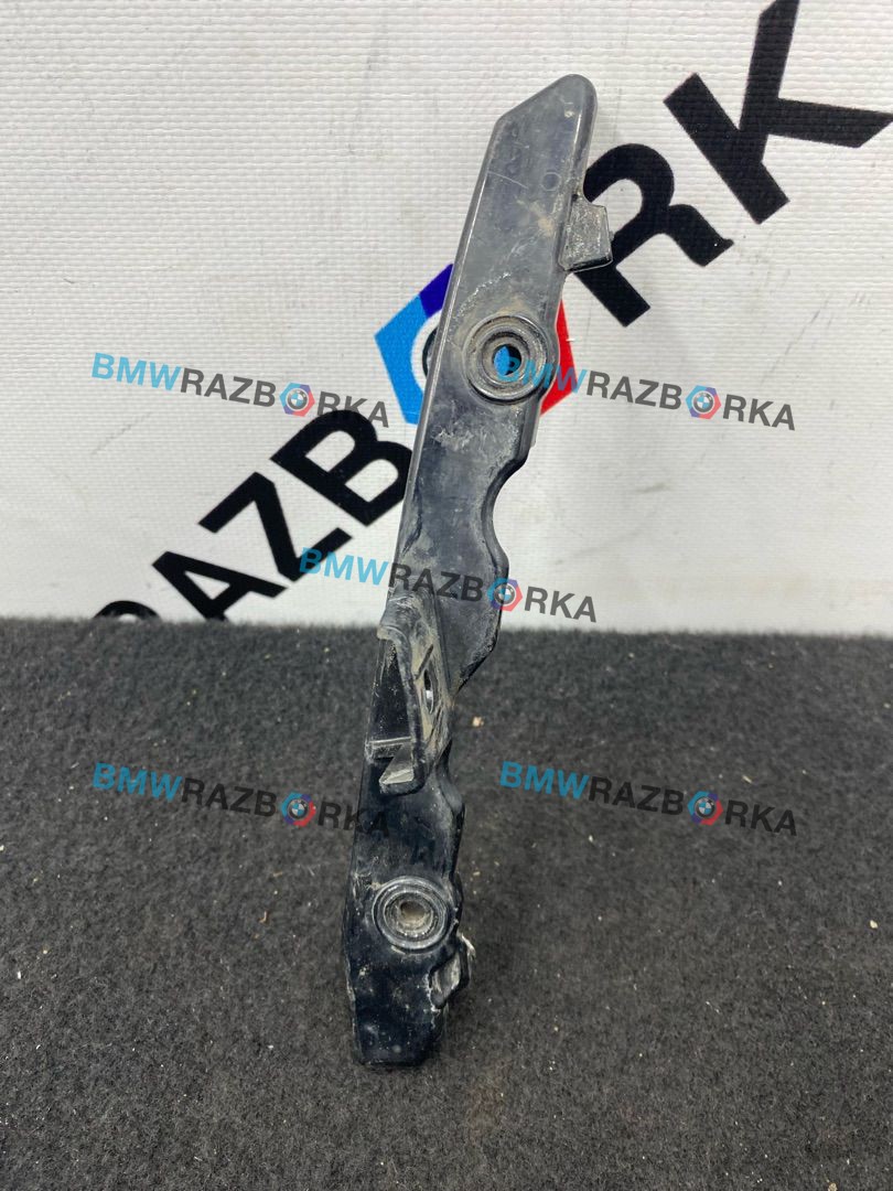 крепление бампера BMW 7 серия G11/G12 G11 2017, 4.0 л., дизель, x03 rubin-metallic black, седан, полный привод, 7357200